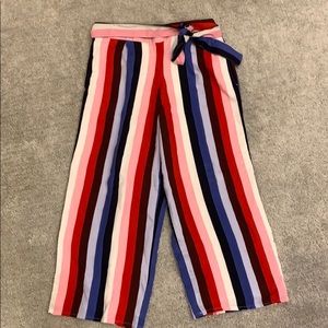 Abercrombie Kids, girls pants NWT size 9/10
